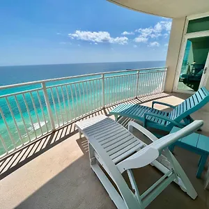 https://aqua-resort-direct-beachfront-3-bedroom-condo-sleeps-7.panamacity-beachhotels.com